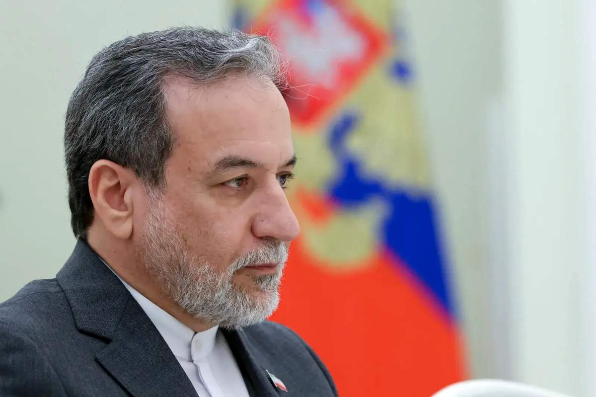 کریسمس با پیام صلح ایران: عراقچی تولد حضرت مسیح را تبریک گفت