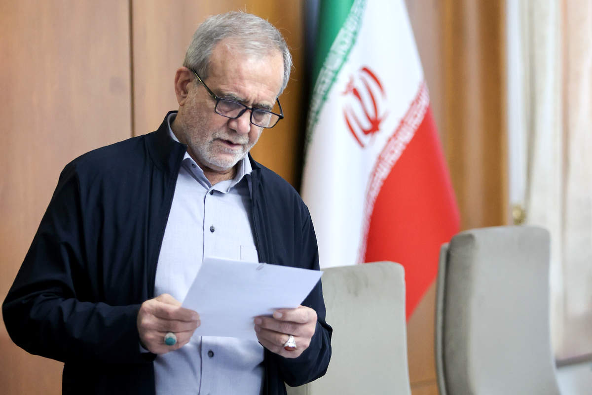 شوک در مجلس: عقب‌نشینی جنجالی پزشکیان!